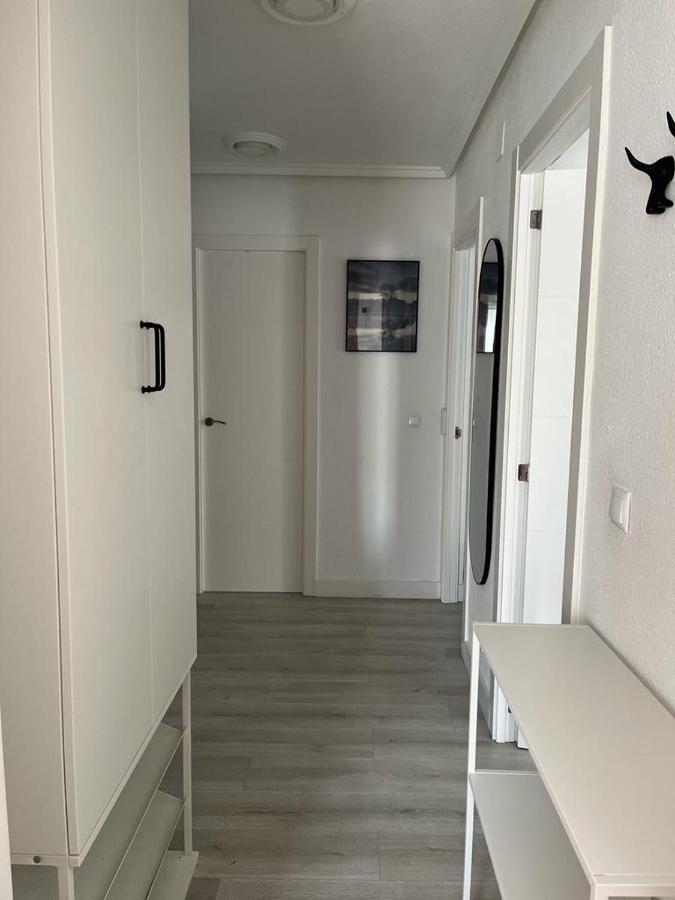 Martinez De Velasco Alicante Exteriör bild